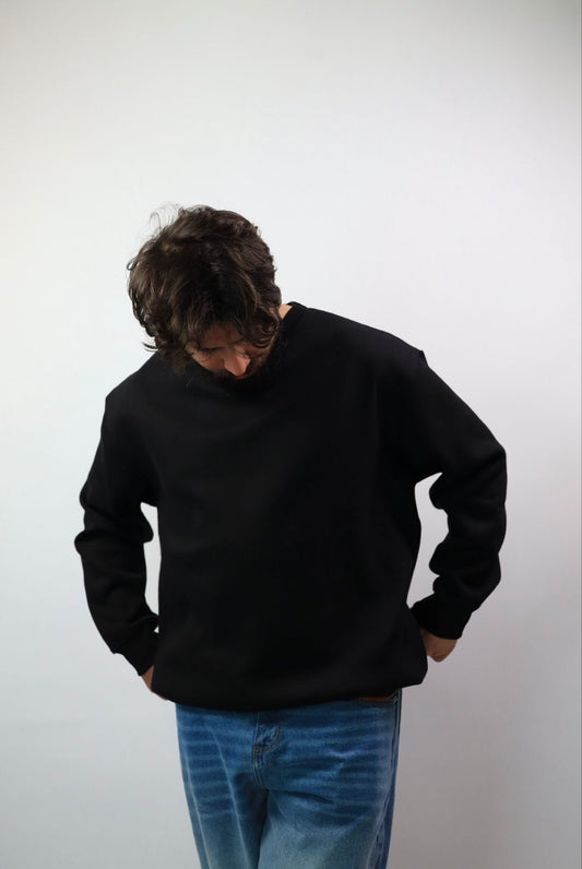 Essential Round Sweatshirt